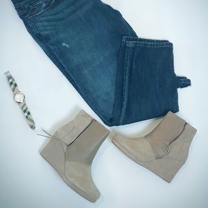TOMS Desert Wedge Suede Bootie, Size 10, NIB